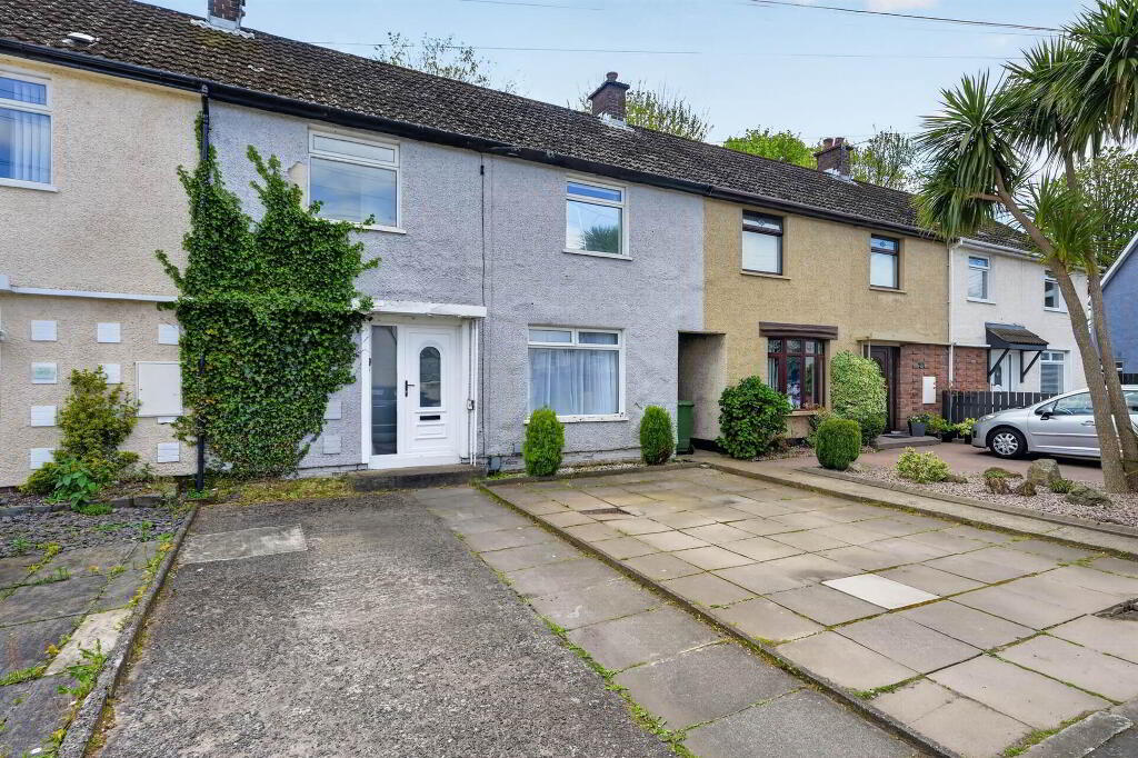 81 Rowan Drive, Dunmurry, Belfast, BT17 9QE