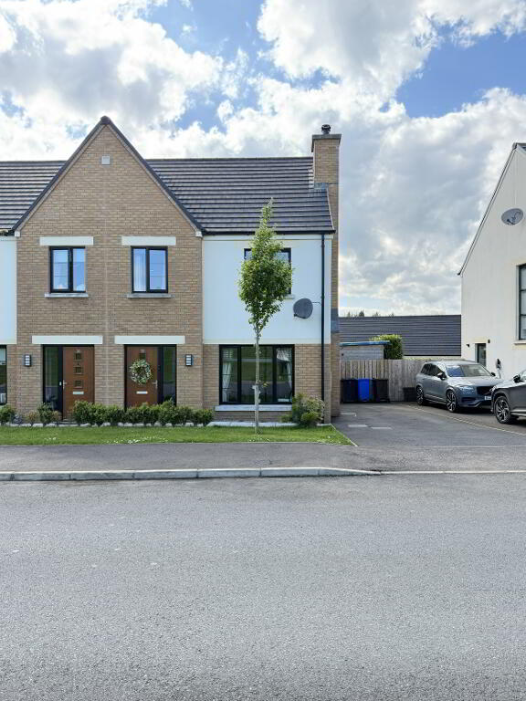38 Hillcrest Green, Bessbrook, Newry, BT35 7GH