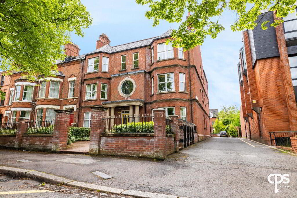 52e Wellington Park, Belfast, BT9 6DP