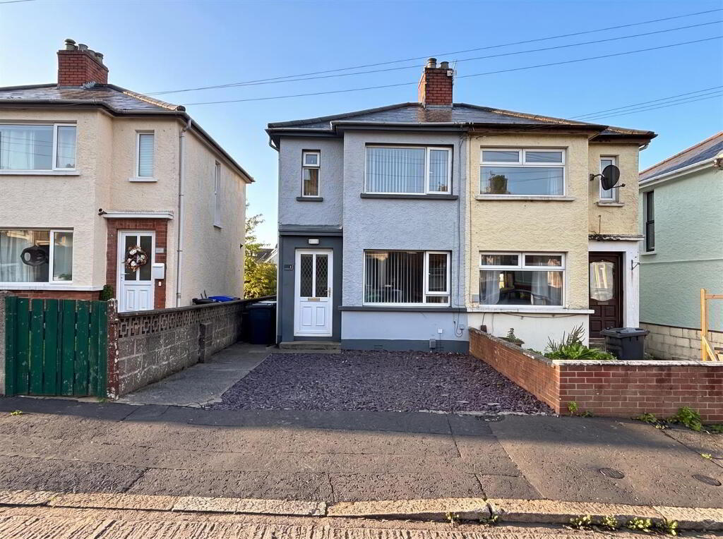 11 Joanmount Drive, Belfast, BT14 6PB