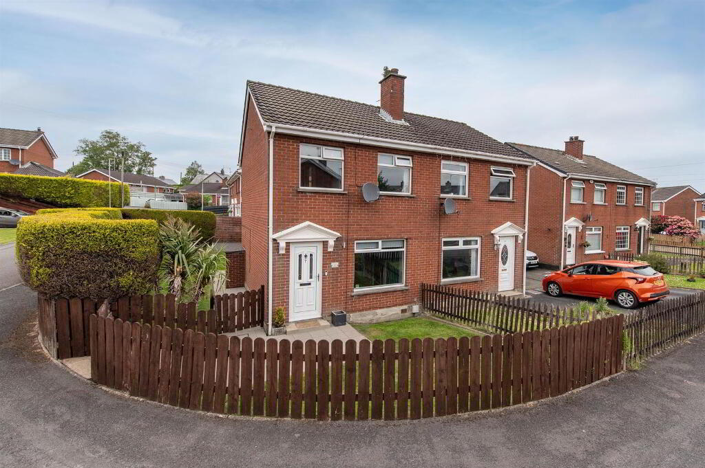 7 Winchester Drive, Carryduff, Belfast, BT8 8QD
