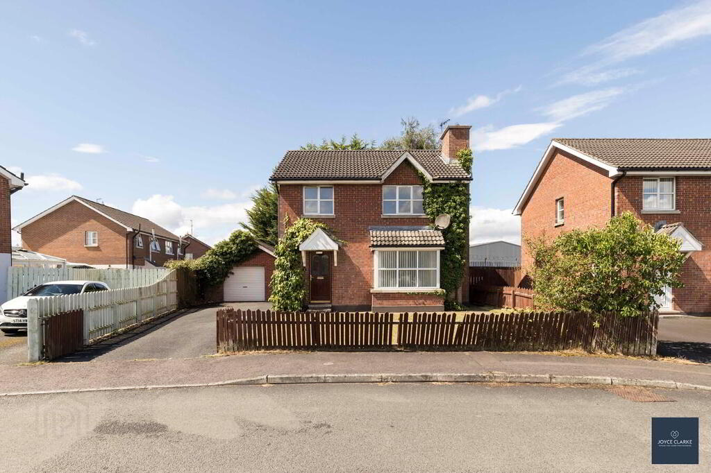 42 Avondale Manor, Craigavon, BT64 1AE