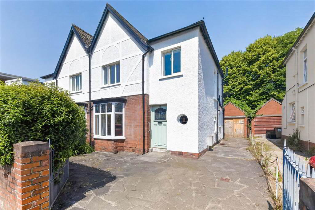 133 Malone Avenue, Belfast, BT9 6EQ