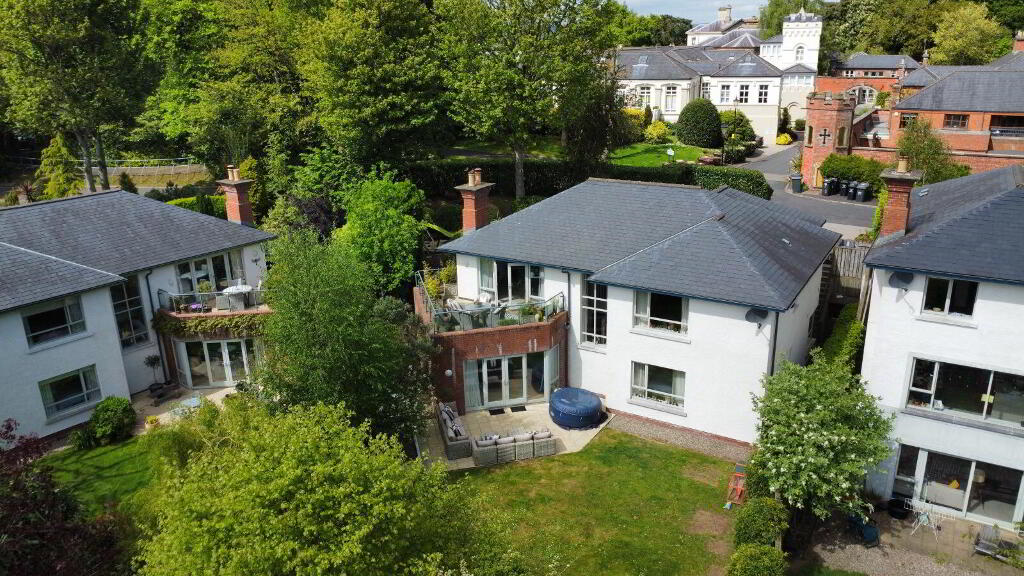 26 The Walled Garden, Belfast, BT4 2WG