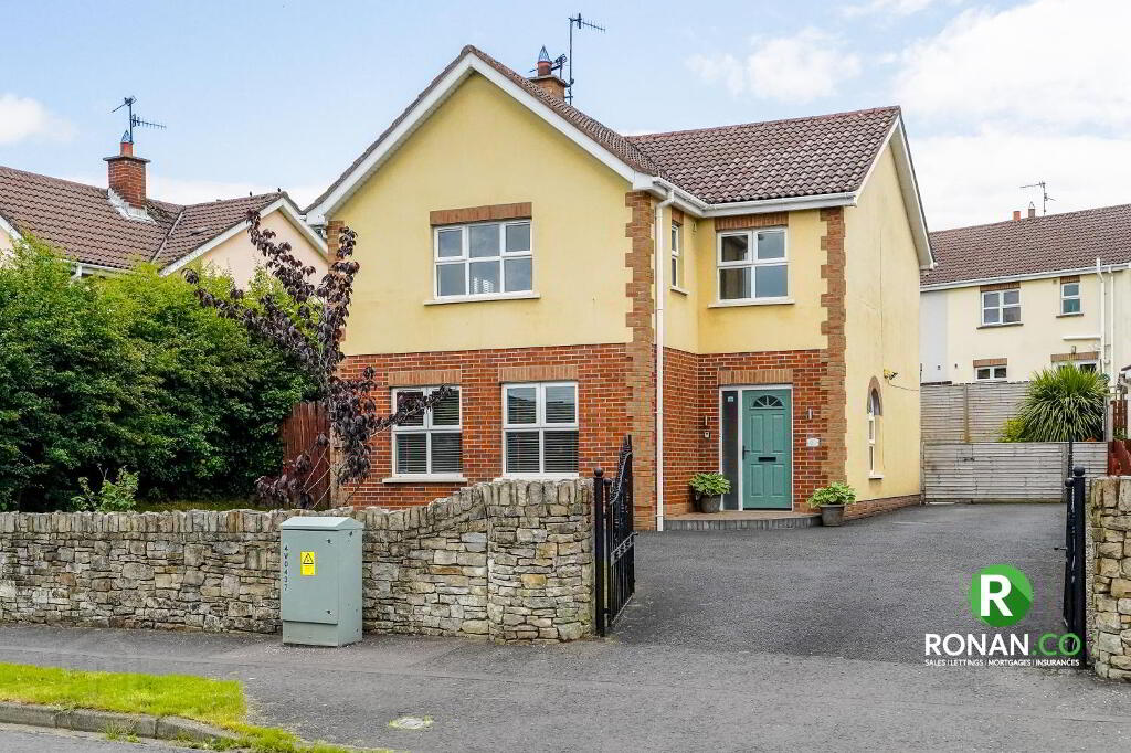 81 Castlegrange Park, Strabane, BT82 9WD
