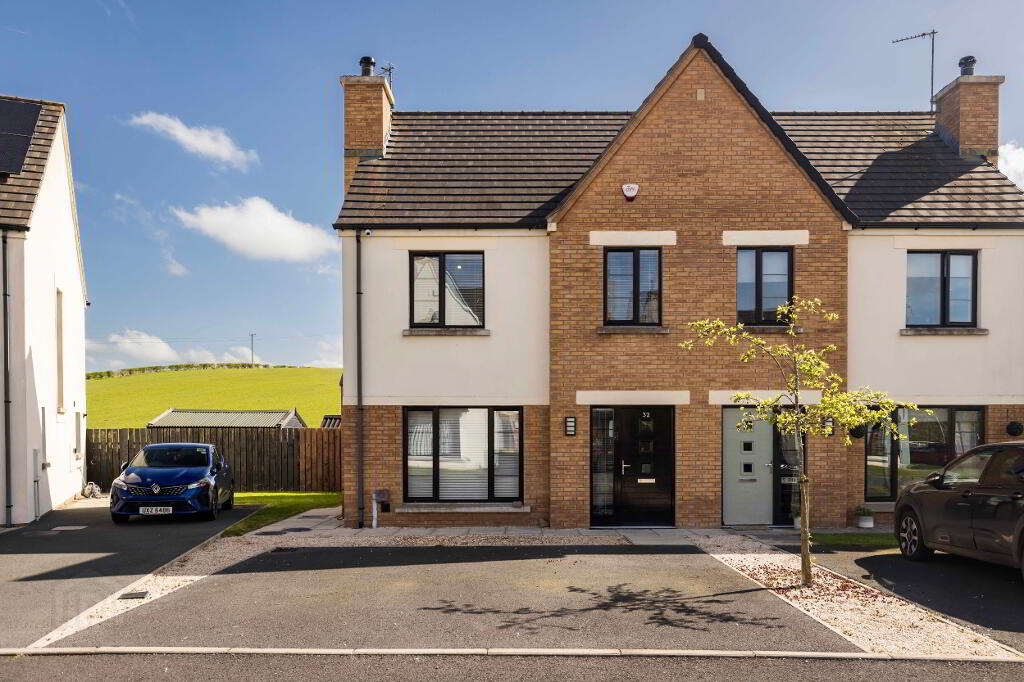 32 Bishops Green, Banbridge, BT32 4FB