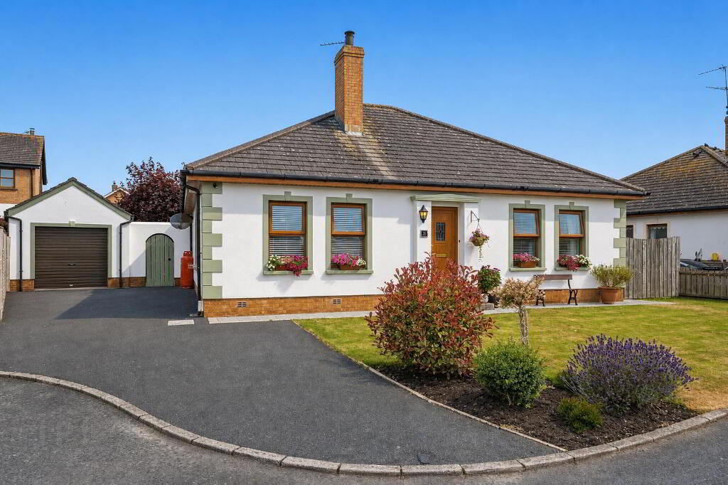 5 Old Forge Drive, Newtownards, BT23 8GP
