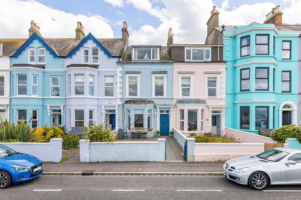 16 Ballyholme Esplanade, Bangor, BT20 5LZ