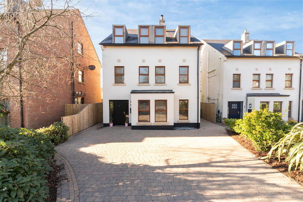 6 Hillhall Grange, Orrs Lane, Lisburn, BT27 5JG