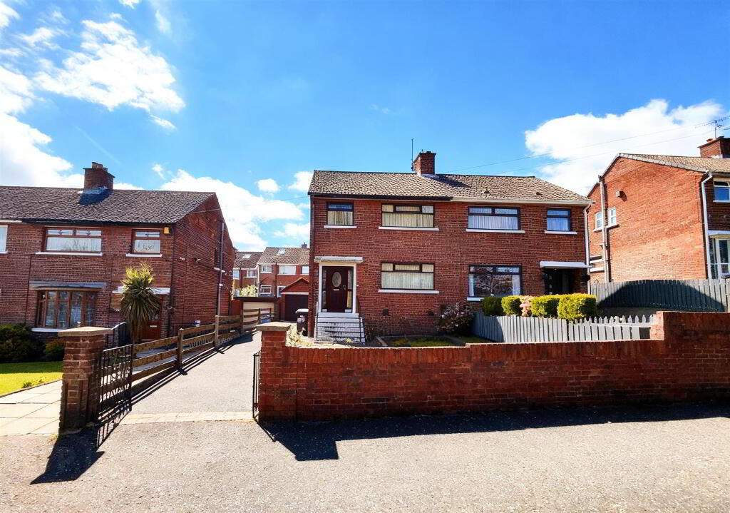 30 Bilston Road, Belfast, BT14 8GA