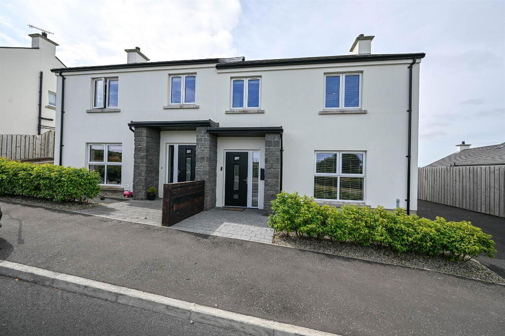 41 Saul Acre View, Downpatrick, BT30 6FX