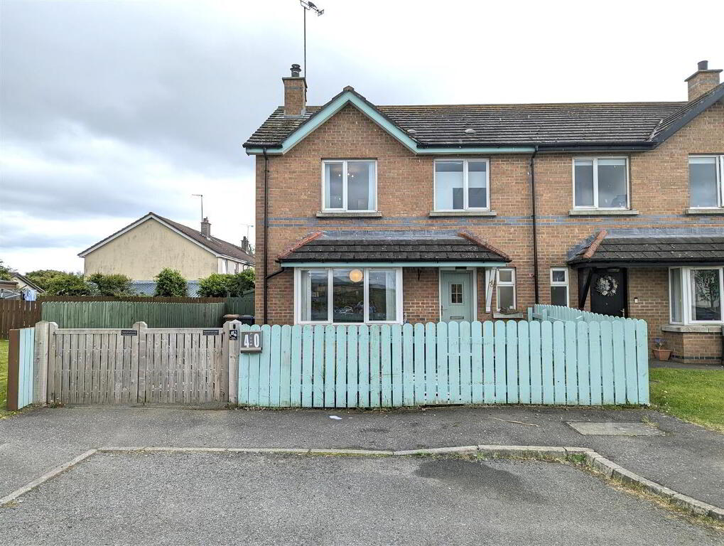 40 Castleglen Park, Dundrum, Newcastle, BT33 0WL