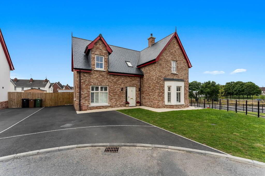 39 Saint Annes, Cornikinnegar Road, Lurgan, BT67 9JW