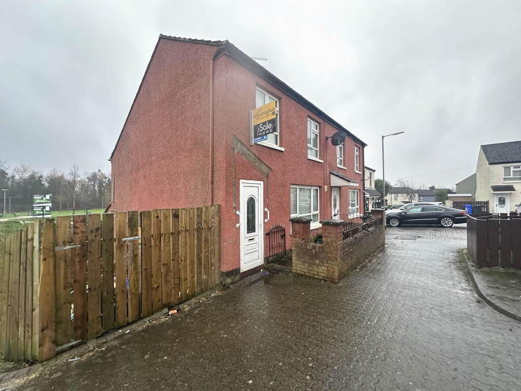 167 Laurelbank, Poleglass, Belfast, BT17 0RT