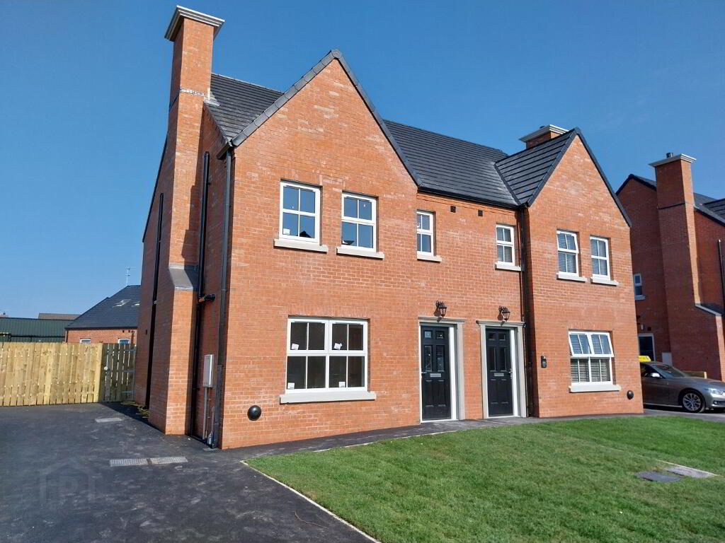 Ht5, Rowan Manor, Tullygally Road, Craigavon