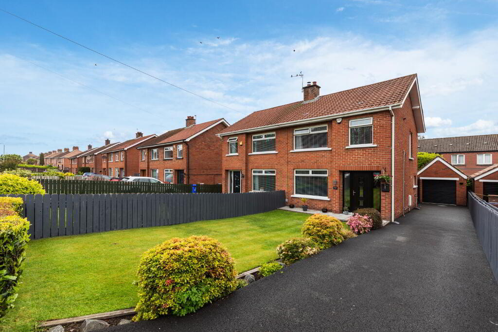104 Abbey Park, Belfast, BT5 7HR