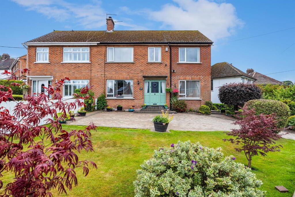 43 Princess Gardens, Holywood, BT18 0PN