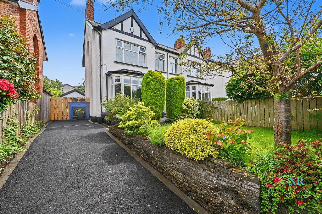 24 Cabin Hill Park, Belfast, BT5 7AL