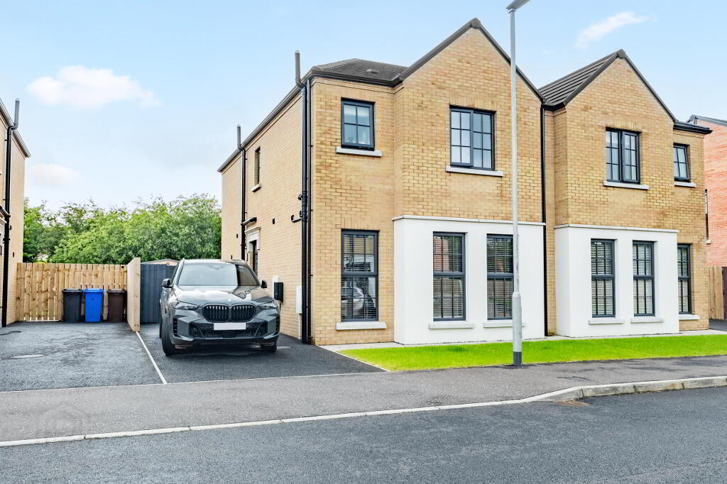 13 Willowfield Crescent, Coleraine, BT52 2FS