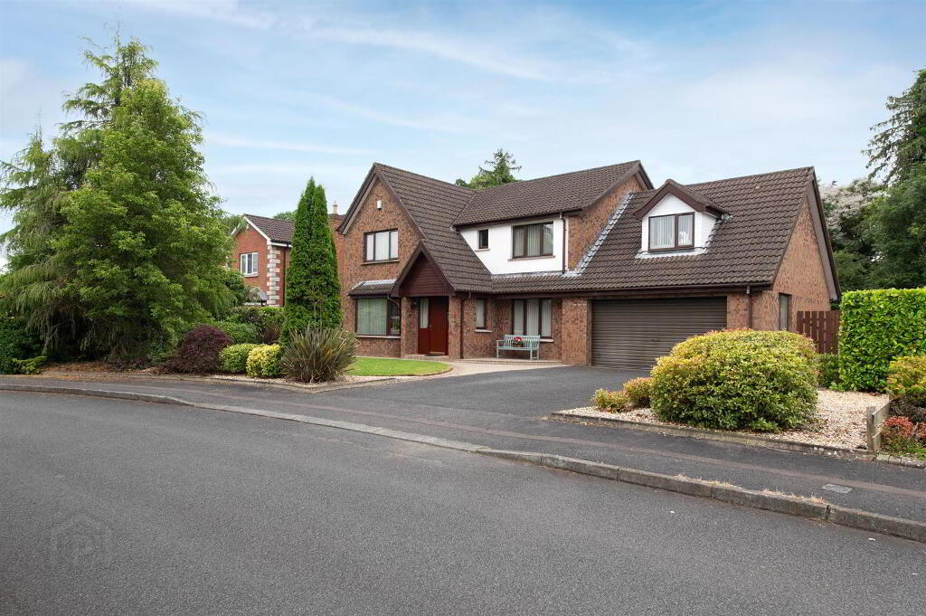 66 The Rowans, Banbridge, BT32 4DQ
