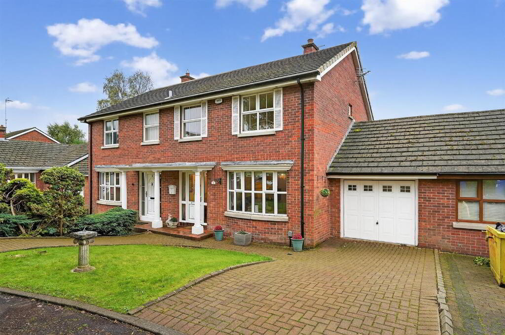 5 Oakwood Grove, Malone, Belfast, BT9 6DE