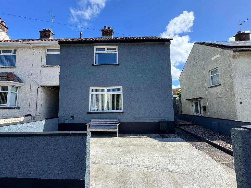 24 Ardgart Place, Rathcoole, Newtownabbey, BT37 9AW