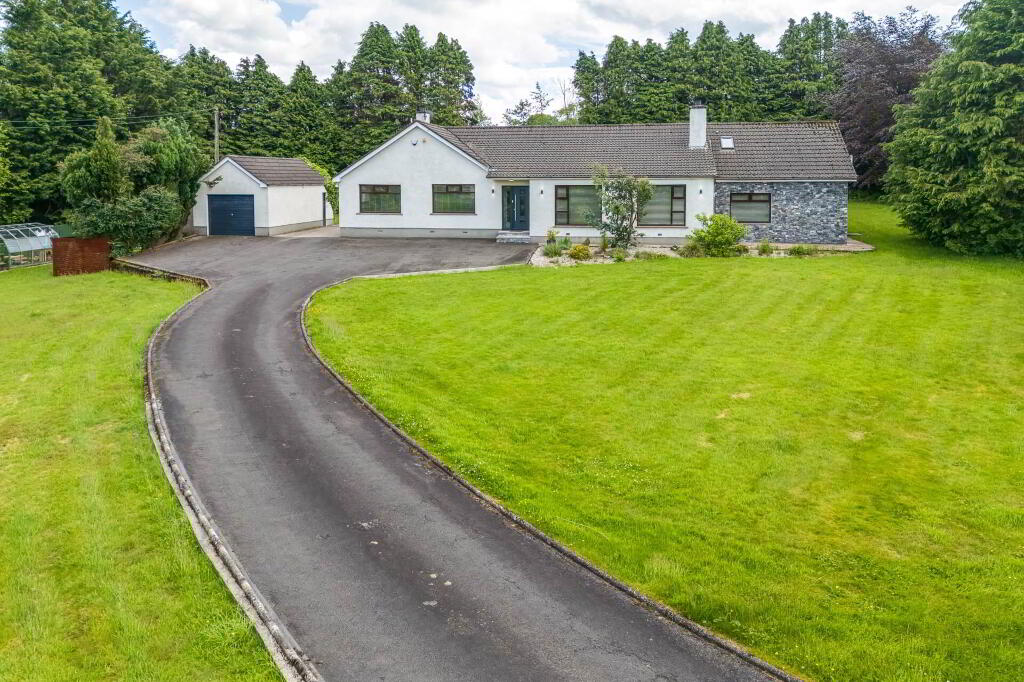 6 Moss Close, Ballynure, Ballyclare, BT39 9YE