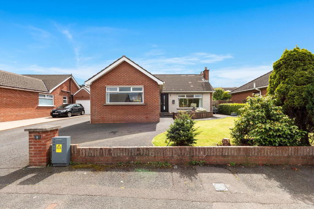 8 Brooklands Gardens, Whitehead, Carrickfergus, BT38 9RS
