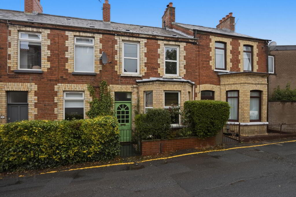 16 Ean Hill, Holywood, BT18 9LQ