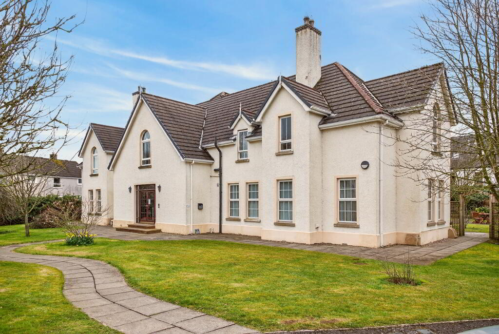 38 Tullymore Dale, Broughshane, Ballymena, BT43 7TD
