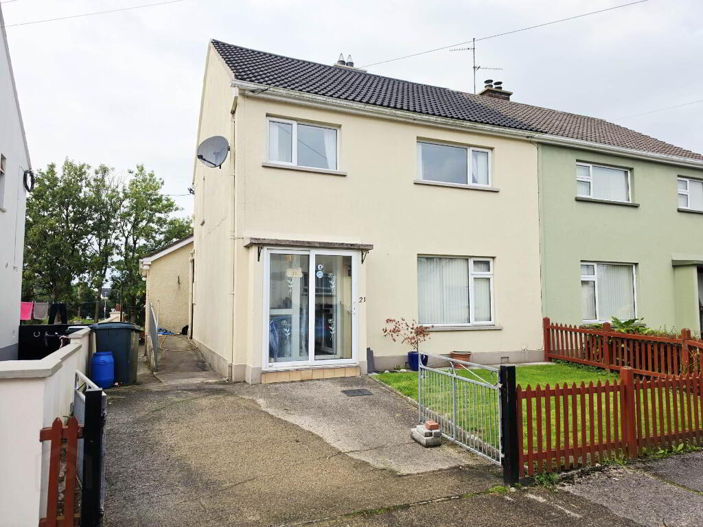 21 Harryville, Maguiresbridge, Enniskillen, BT94 4QX