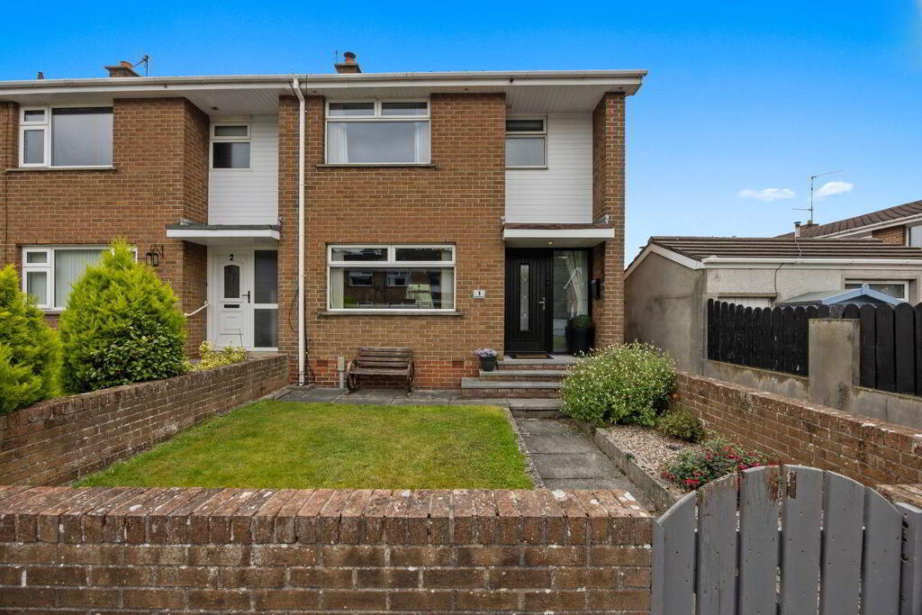 1 Knowes Crescent, Ballynahinch, BT24 8LJ