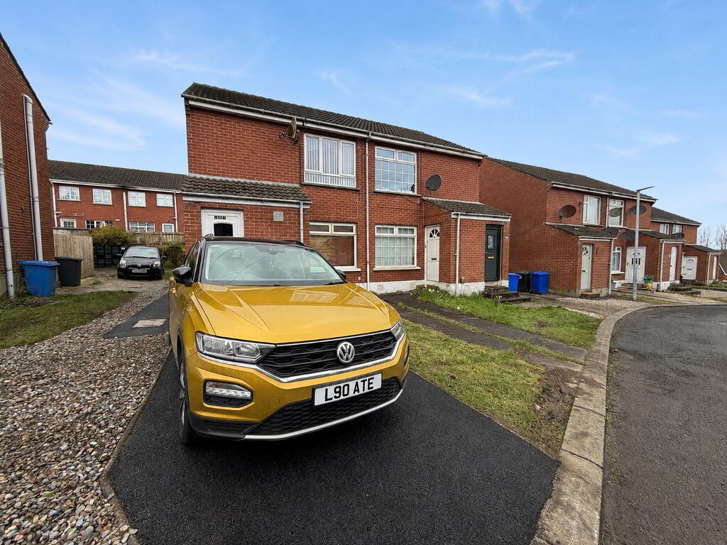 142A Canterbury Park, Waterside, Derry, BT47 6DU