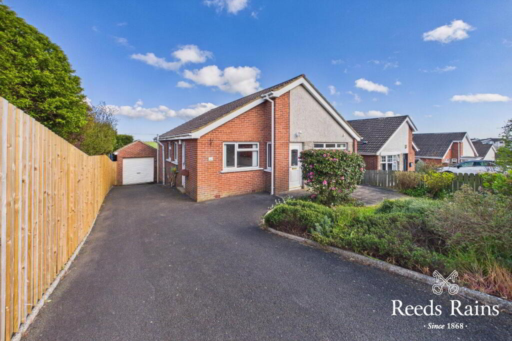 36 Ballymacormick Avenue, Bangor, BT19 6AY