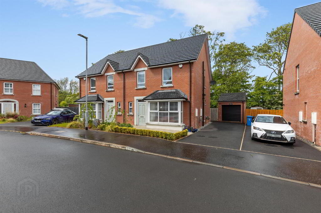 39 High Trees Crescent, Donaghadee, BT21 0GT