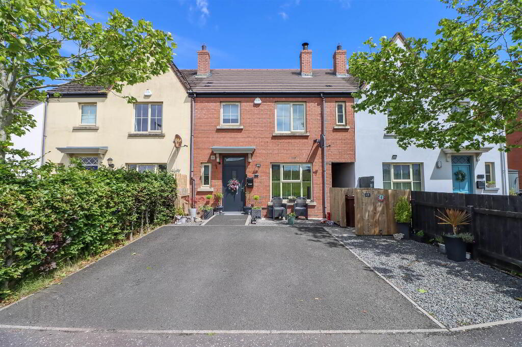 17 Coopers Mill Avenue, Dundonald, Belfast, BT16 1WD