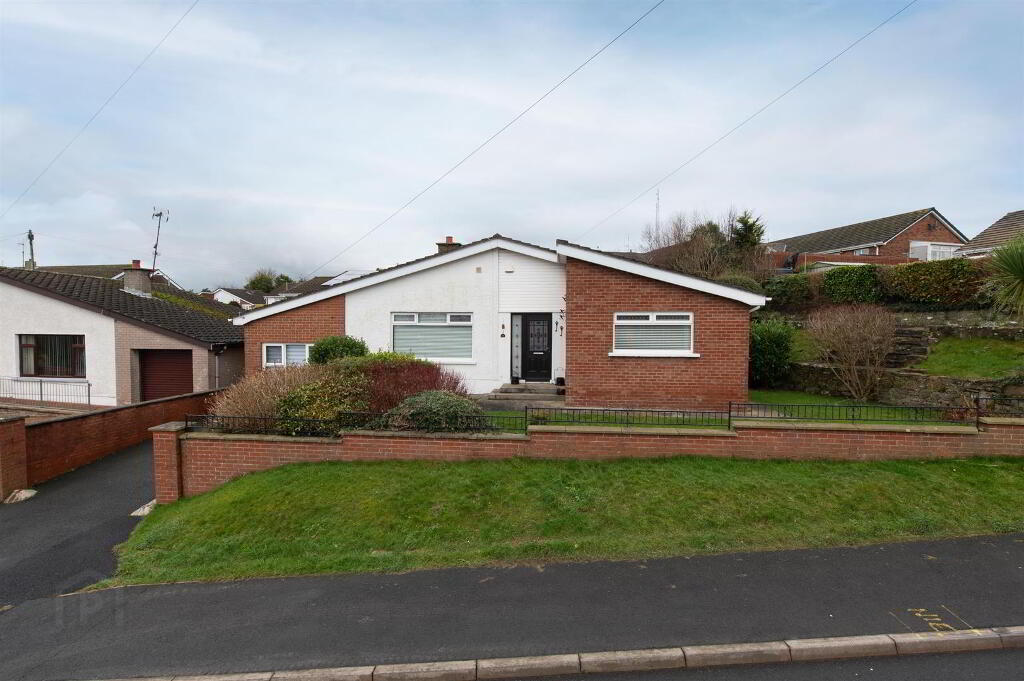 36 Knocknashinna Road, Downpatrick, BT30 6RE
