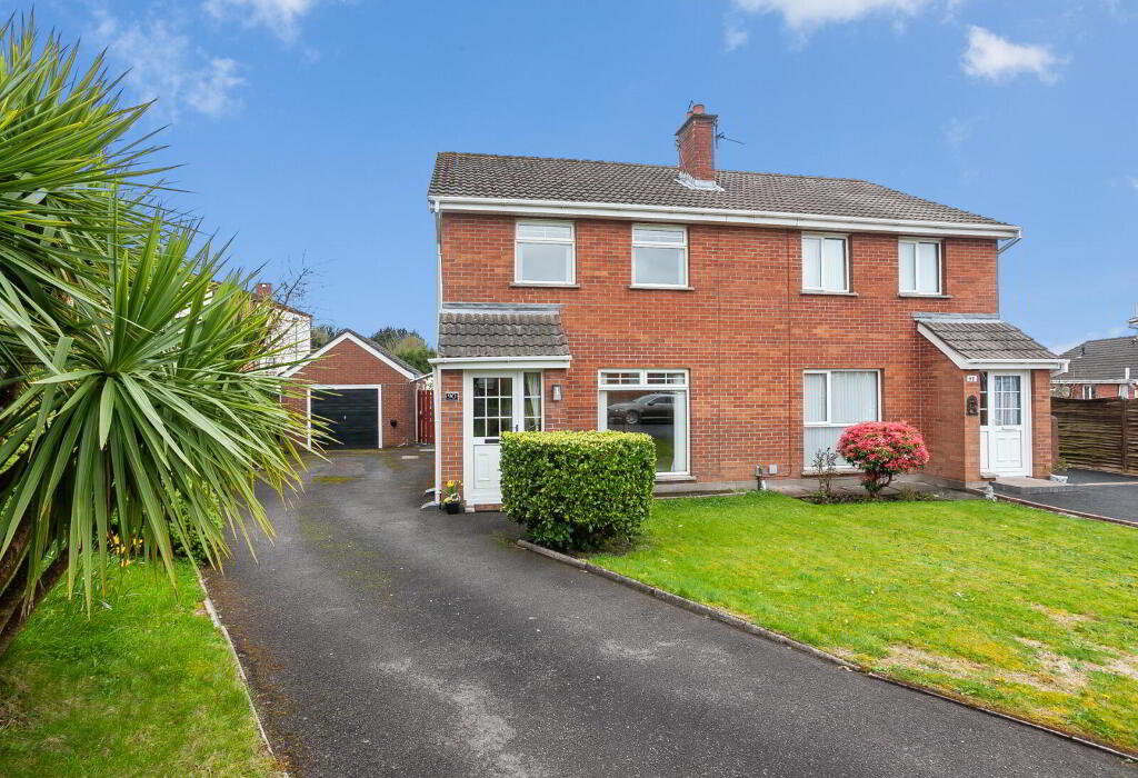 90 Cedar Grove, Holywood, BT18 9QB