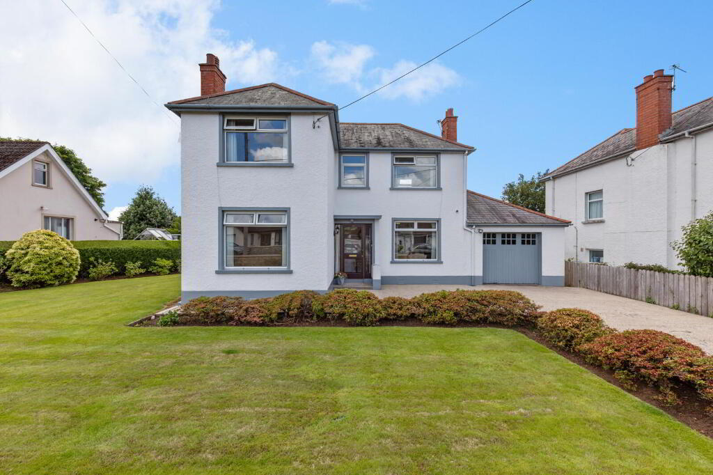 19 Burton Drive, Dundonald, Belfast, BT16 2LR