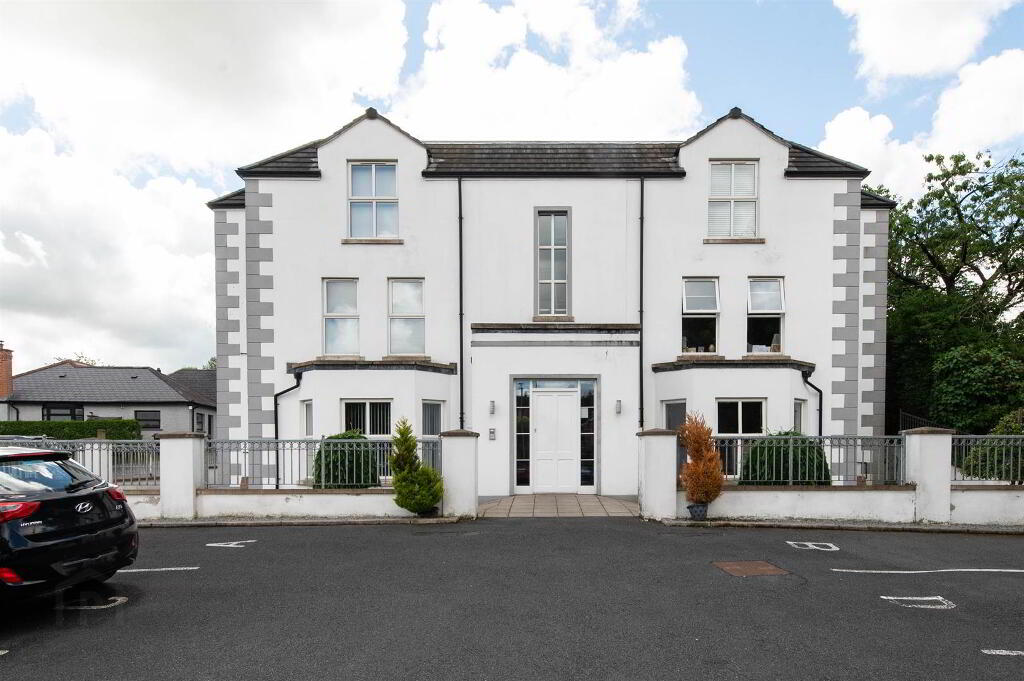 241b Saintfield Road, Belfast, BT8 6PS