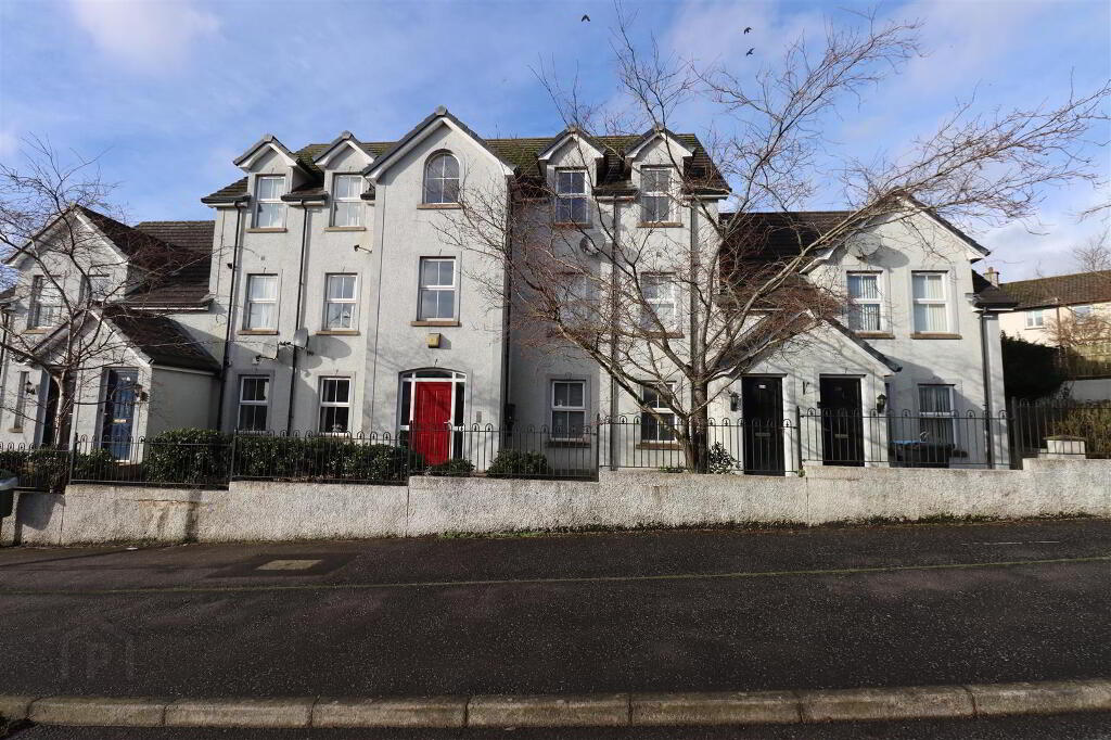 81h Ballyeaston Road, Ballyclare, BT39 9BS