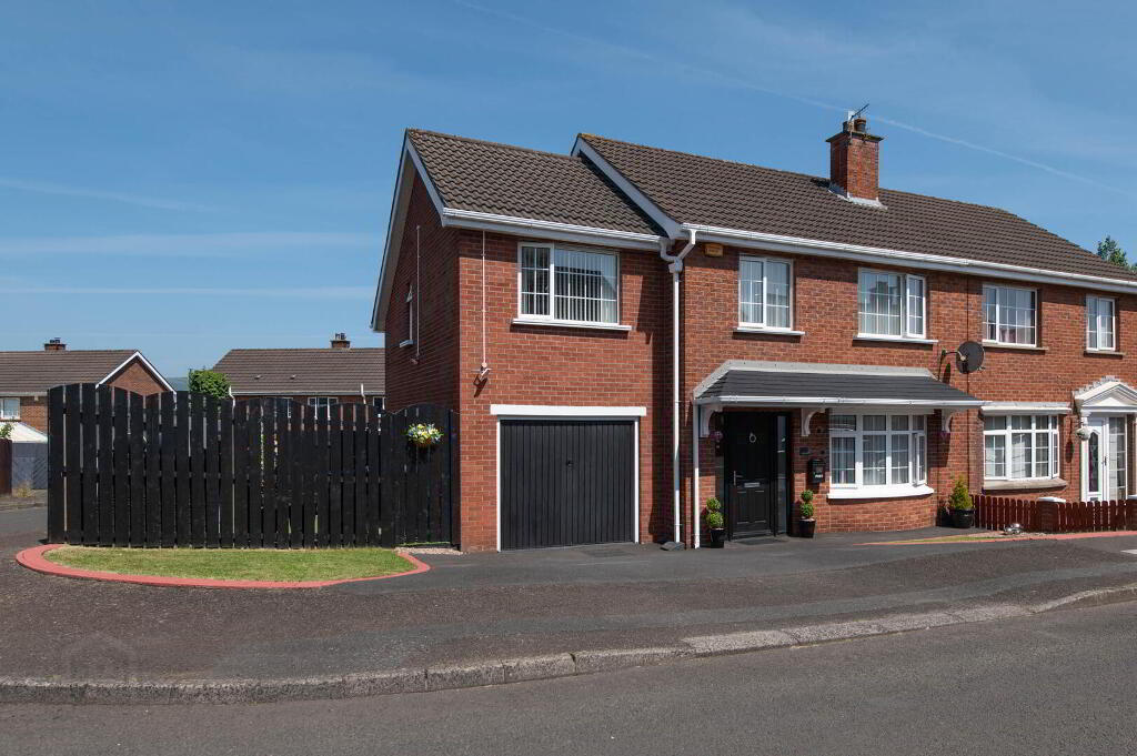 3 Hillcrest Crescent, Newtownabbey, BT36 6EF