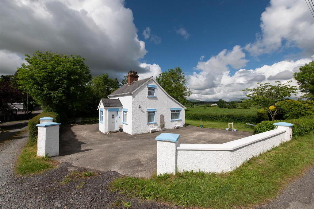 26 Bucks Head Road, Downpatrick, BT30 8JB