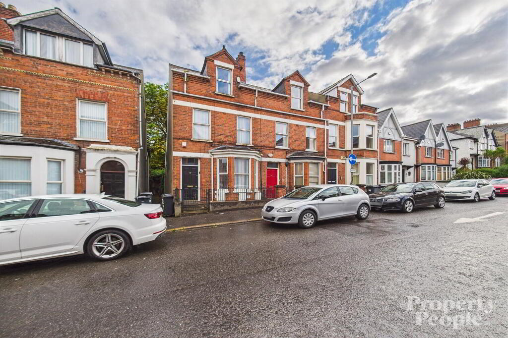 28 Malone Avenue, Belfast, BT9 6ER