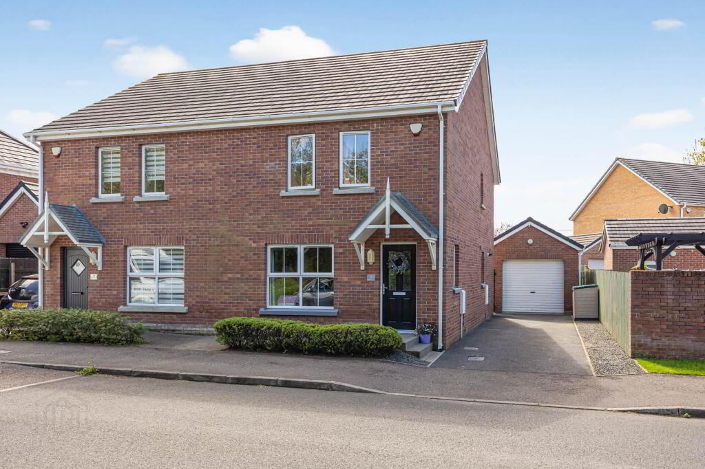 3a Holstein Crescent, Lisburn, BT28 2RS