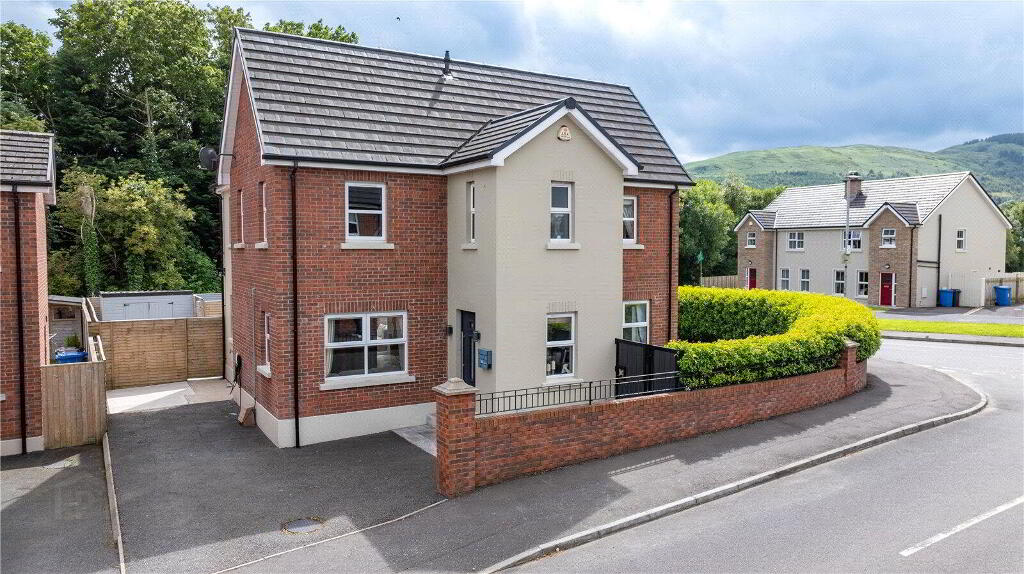 26 Lis Ard Court, Newry, BT35 8WS
