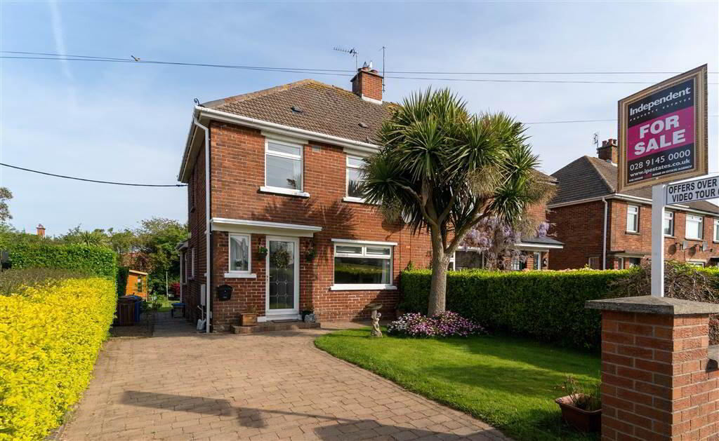 8 Churchill Park, Bangor, BT20 5RL